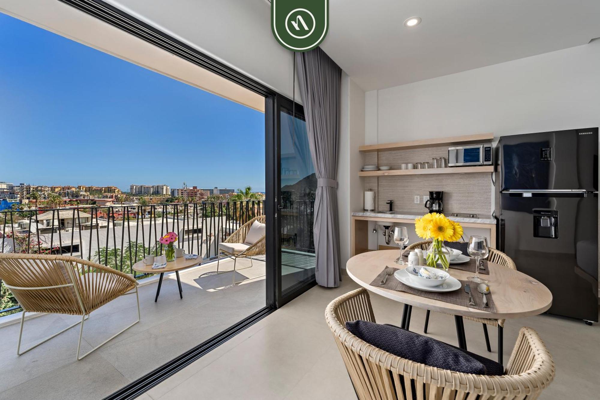 Condo Near Marina - Downtown - Pool - King Cabo San Lucas Bagian luar foto