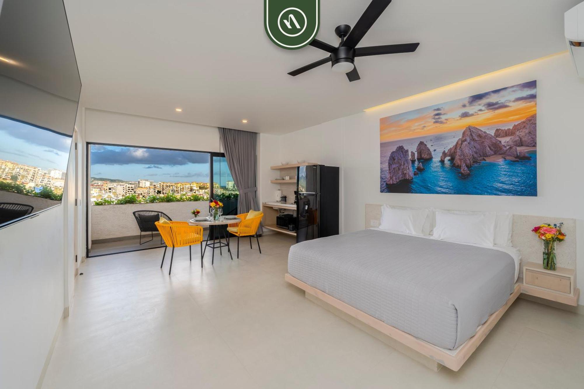 Condo Near Marina - Downtown - Pool - King Cabo San Lucas Bagian luar foto