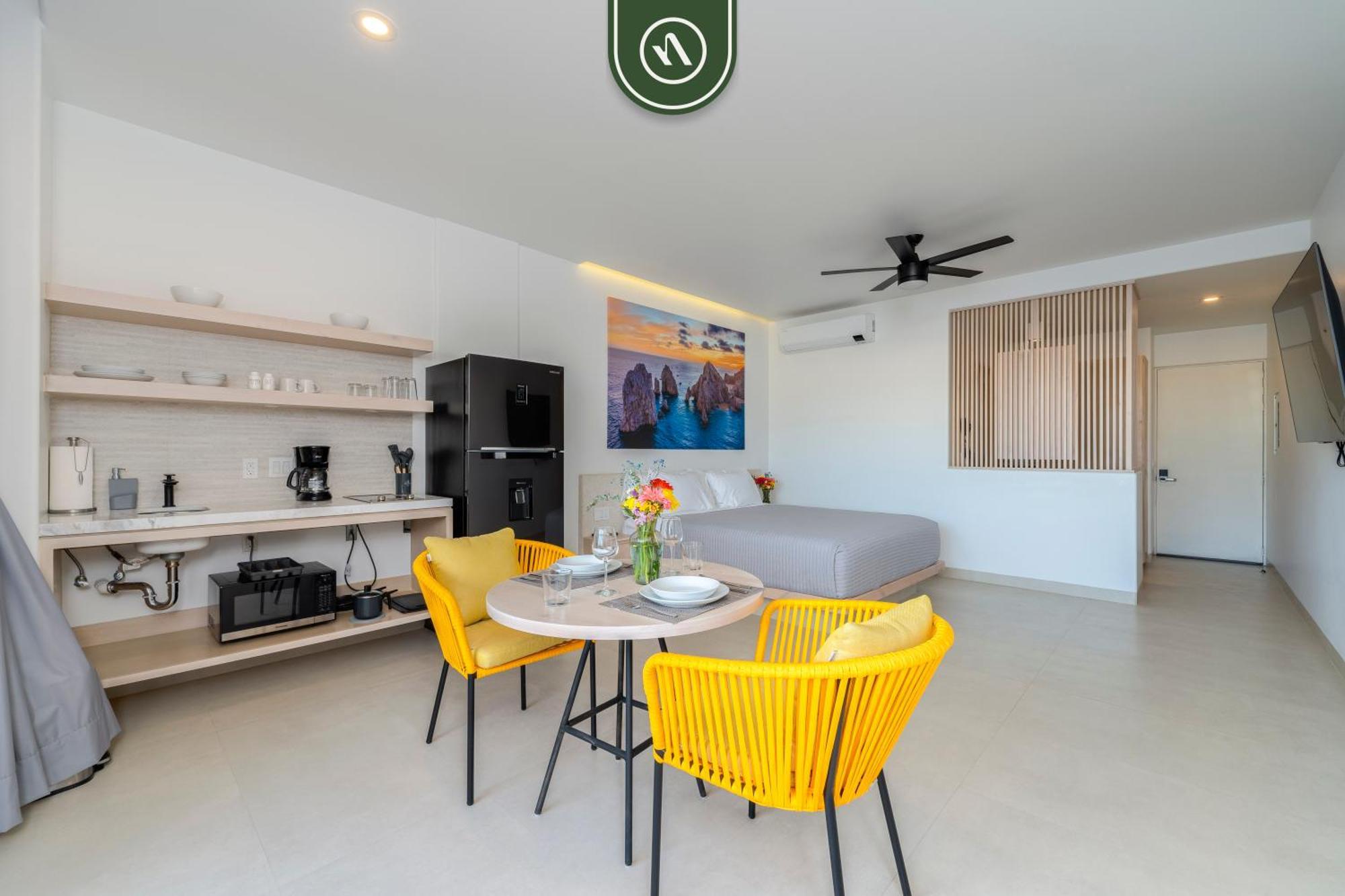 Condo Near Marina - Downtown - Pool - King Cabo San Lucas Bagian luar foto